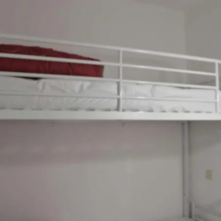 Np200-312 1 Et Apartment